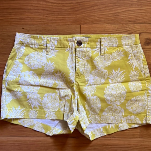 Like new! Pineapple cotton shorts - Picture 1 of 3